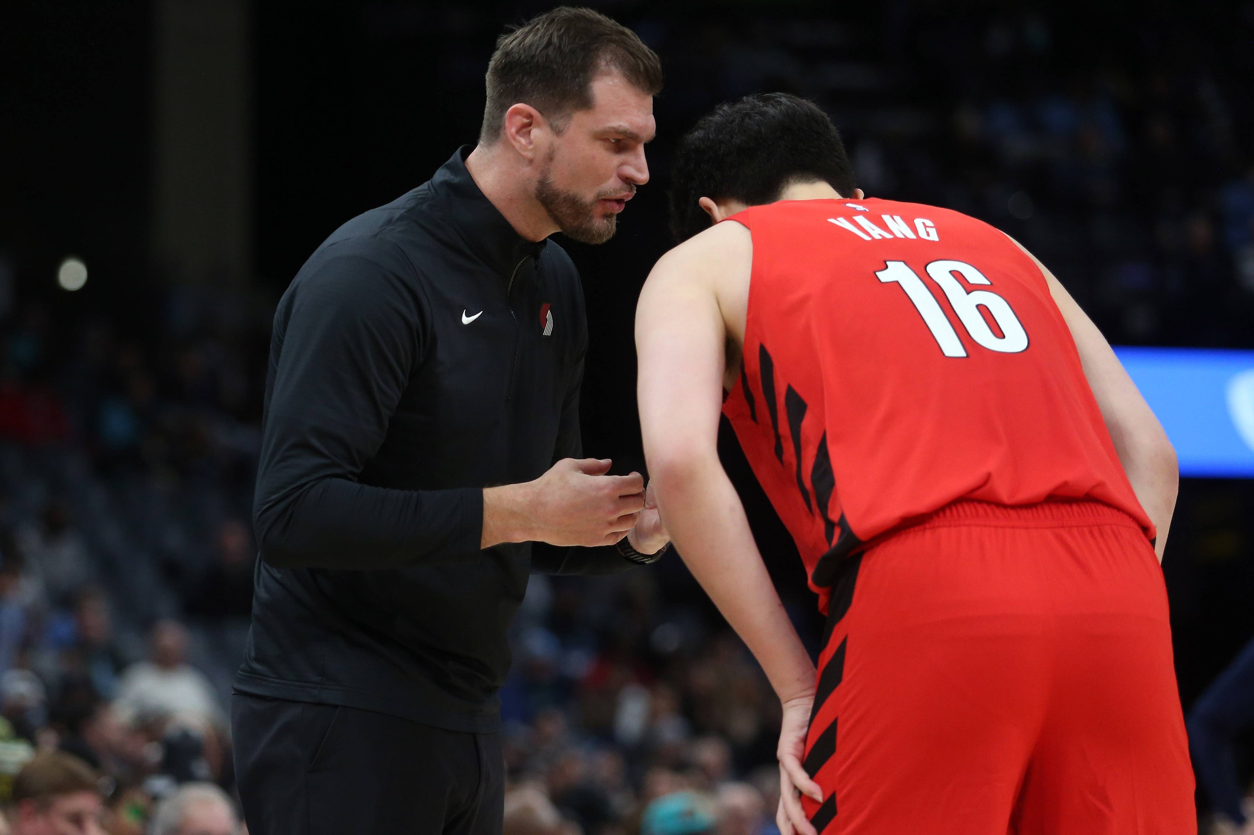 星空体育下载-NBA季后赛集结日再迎强敌，华盛顿奇才篮板制胜，主帅态度——引发热议，球队文化再被提及的简单介绍